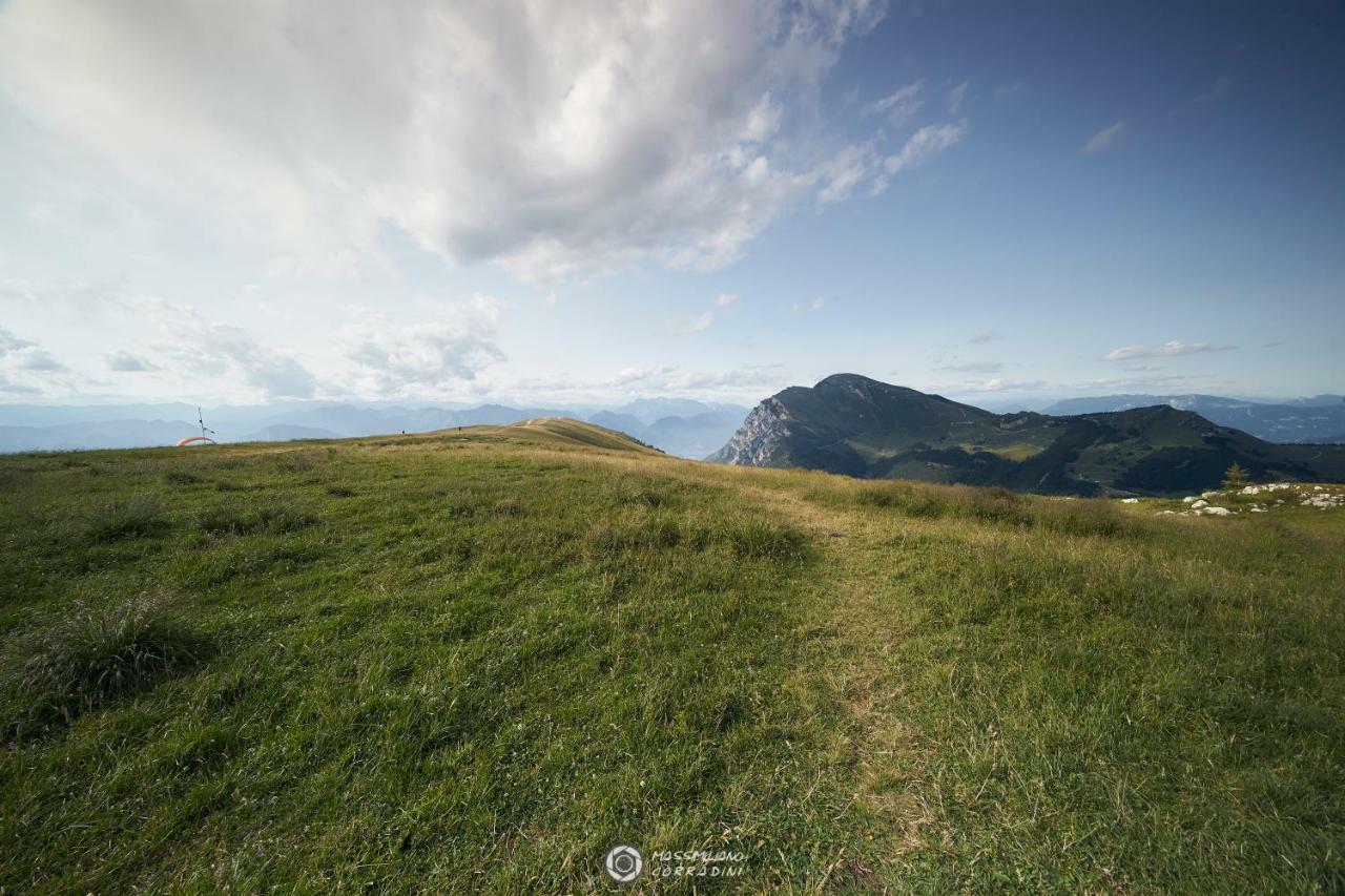 Albergo Rifugio Graziani Brentonico Bagian luar foto